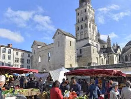 location appartement t1 meublé à périgueux (24000) : à louer t1 meublé / 18m² périgueux