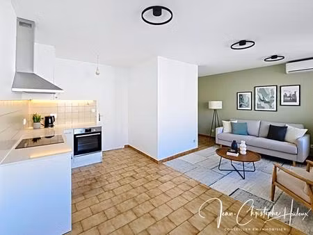 studio nimes 1 pièce(s) 36 m2 avec jardin privatif