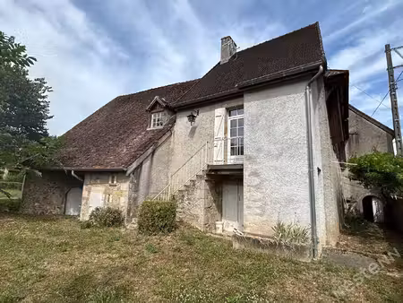 maison en pierre à fort potentiel au coeur du couchois sur terrain clos de 780 m²