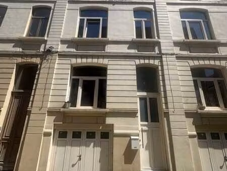 maison sympa  chaleureuse et idéalement située pour la coloc