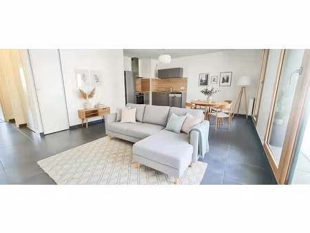 vente appartement 3 pièces 64.91 m² à lyon 8ème (69008)  240 000 €