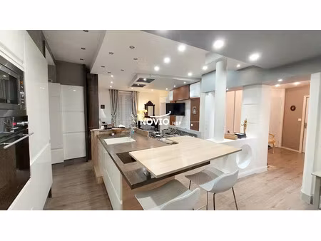 vente appartement 4 pièces 128 m² à chatellerault (86100)  243 500 €