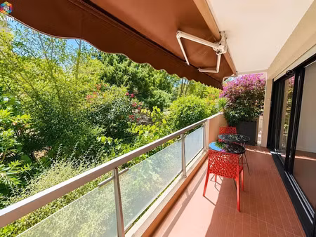 vente appartement 3 pièces 65 m² à saint-raphael (83700)  285 000 €