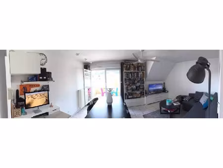 location appartement 3 pièces 70 m² à longvic (21600)