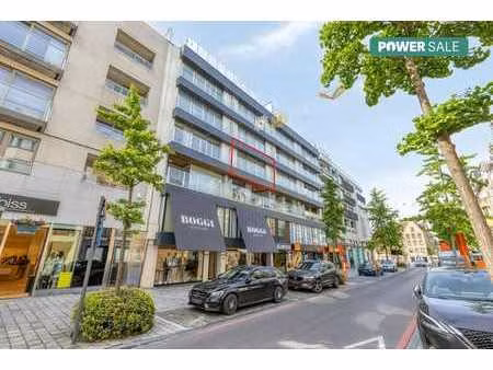 appartement de 2 chambres à vendre dans le centre de roesela