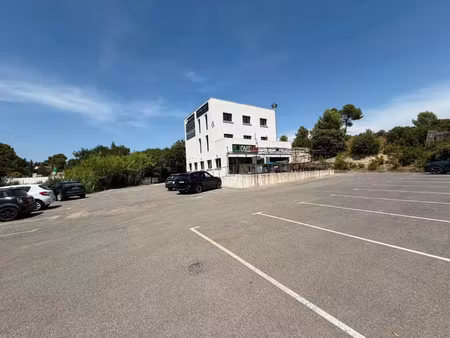 location bureau 1 pièces 25 m2 à velaux