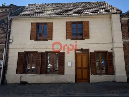 en exclusivité orpi albert – maison semi-mitoyenne entièrement rénovée avec jardin à bray-