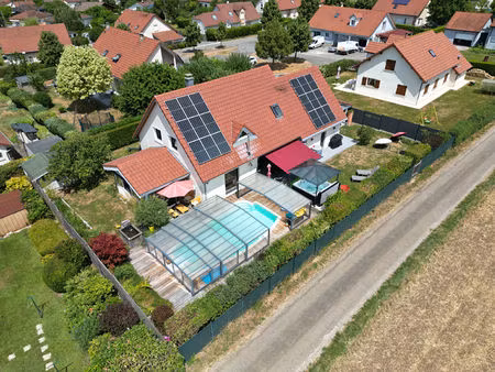 saone - maison 5 chambres 155m² avec piscine et double garage