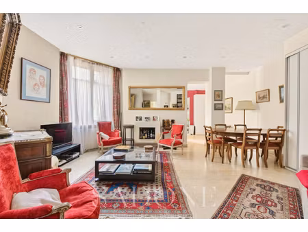 exclusivité - neuilly sur seine - à proximité du bois et des commerces