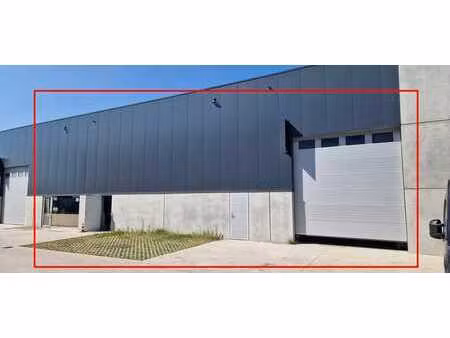 unité pme 431 m² à louer cassandra wondelgem