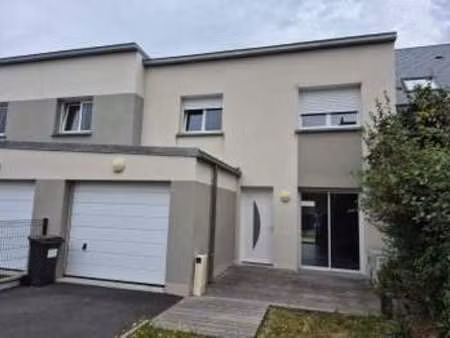 vente maison à granville (50400) : à vendre / 79m² granville