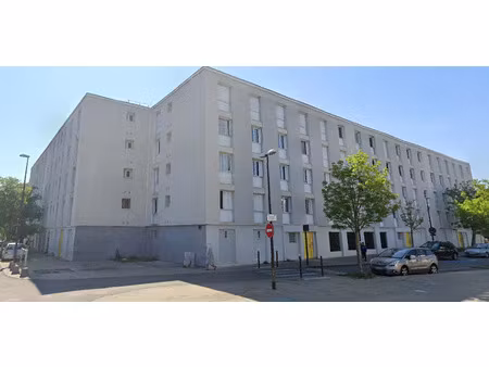 location appartement 3 pièces 56 m² à avignon (84000)
