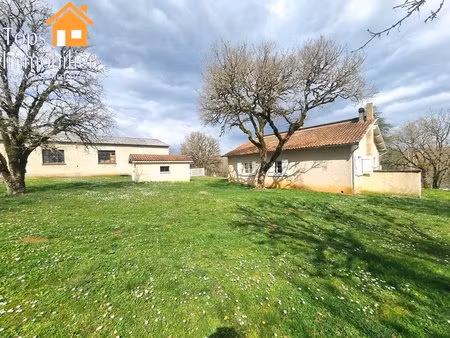 maison de plain pied avec terrain et petite dépendance