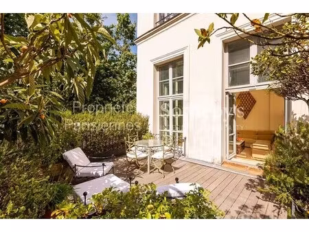 appartement paris 4e - 1 chambre - 161m²
