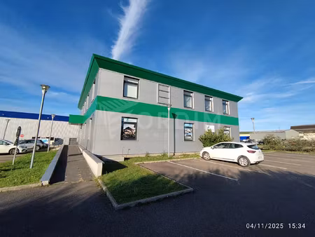 location commerce 112 m² à auxerre (89000)