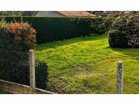vente terrain 1050 m² à lesparre-médoc (33340)  65 000 €