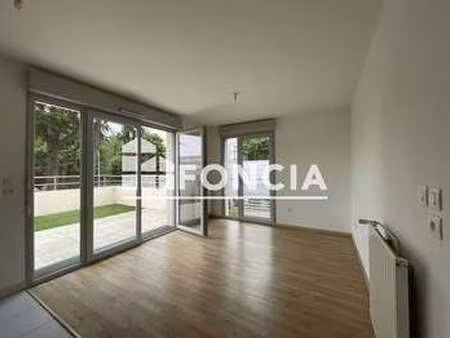 location appartement 2 pièces à saint-sébastien-sur-loire (44230) : à louer 2 pièces / 45m