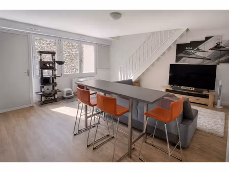 appartement epernon 4 pièce(s) 84.53 m2