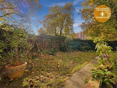 appartement 5 piéces avec jardin