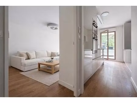 le chesnay  3p  2 chambres  terrasse 20m2 -cave -double parking