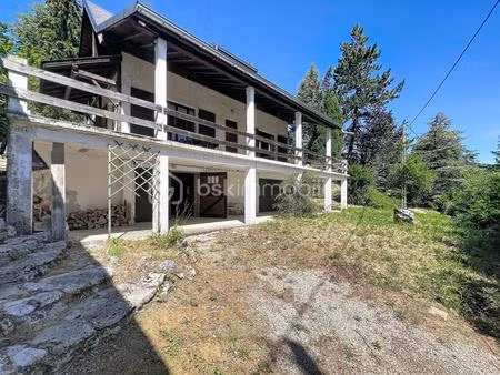 ***chalet atypique de 100 m2 terrain 1857 m2 en chartreuse calme et nature***