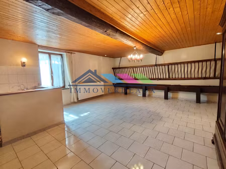 maison avec 3 chambres et grand salon  à 20 mn de lunéville