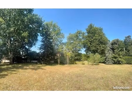 terrain à vendre