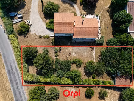vente terrain 698 m² à angoulins (17690)  390 000 €