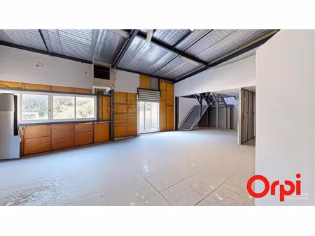 vente locaux professionnels 132 m² à auriol (13390)  220 000 €