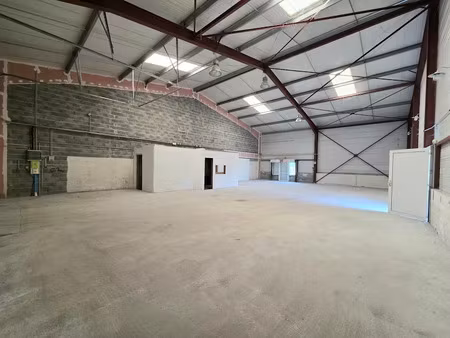 vente locaux professionnels 7 pièces 500 m² à saint-mariens (33620)  485 000 €