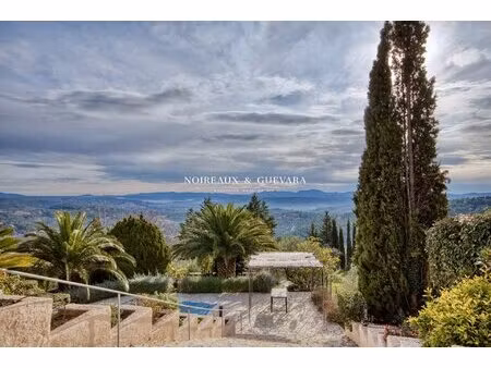 belle maison d'architecte à rénover  vue panoramique époustou