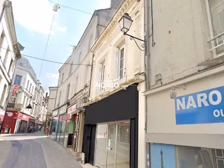 vente immeuble 250 m² à chatellerault (86100)  136 000 €