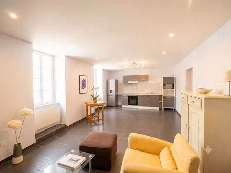 vente immeuble 5 pièces 205 m² à saint-sever (40500)  337 900 €