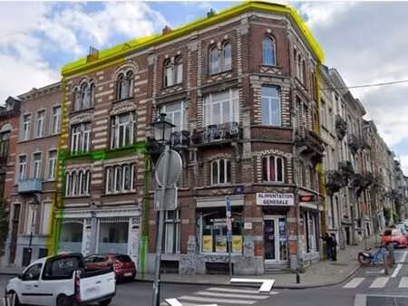 saint-gilles – immeuble de coin 605 m²  rendement 6%