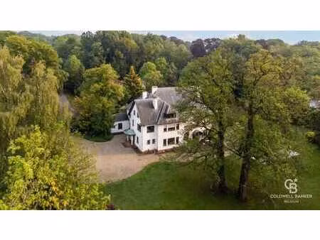 hoeilaart - manoir historique avec jardin arboré et piscine