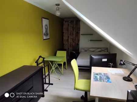 location meublée chambre 1 pièce 15 m² à salouël (80480)  380 €