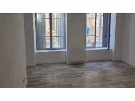 location appartement 1 pièce 21.48 m² à laon (02000)  405 €