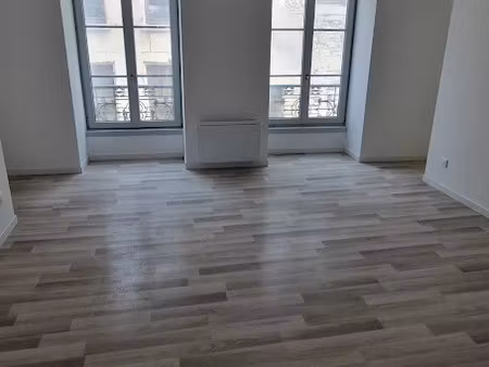 location appartement 1 pièce 26.2 m² à laon (02000)  455 €