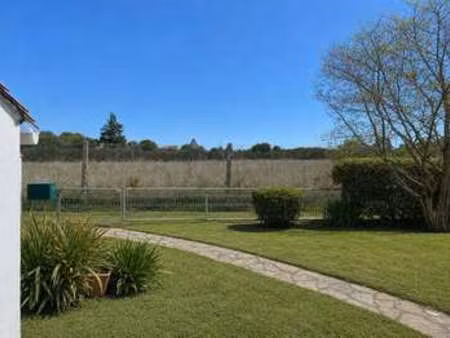 vente maison à la flotte (17630) : à vendre / 50m² la flotte