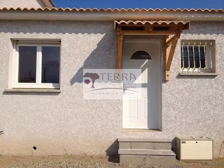 location appartement 2 pièces 44 m² à ghisonaccia (20240)  594 €