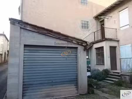 location appartement 4 pièces 81 m² à saint-affrique (12400)  584 €