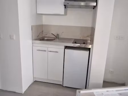 location appartement 2 pièces 33.6 m² à laon (02000)  500 €