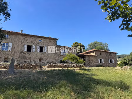 corps de ferme de caractère environ 170 m² hab sur 8 400 m² de terrain