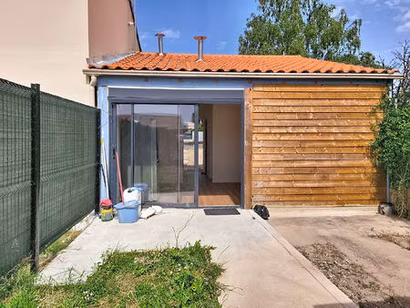 maison le poiré-sur-vie 2 pièces 46 m2
