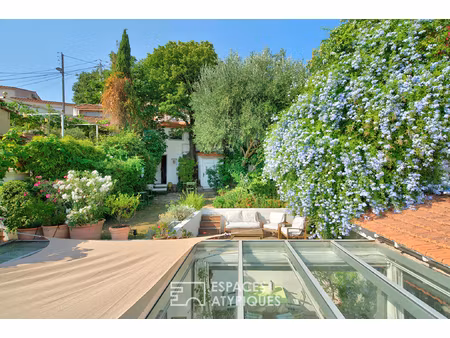 maison contemporaine avec jardin confidentiel - coeur vauban