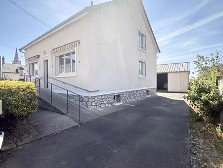 maison familiale à vendre à mayet – 3 chambres  grenier amé