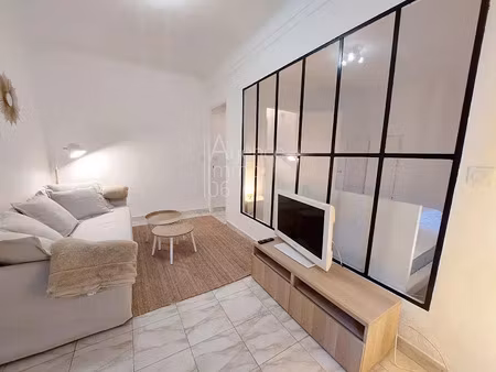 location meublée appartement 2 pièces 39 m² à cannes (06400)  830 €