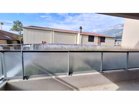 location appartement 3 pièces 63 m² à echirolles (38130)  820 €