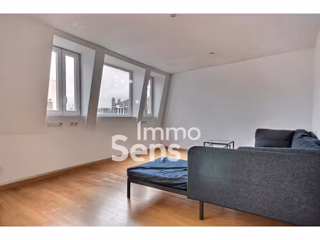 location meublée appartement 4 pièces 72.32 m² à lille (59000)  867 €