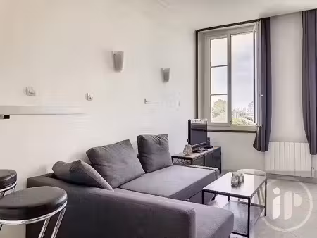 location meublée appartement 2 pièces 42.66 m² à poissy (78300)  905 €